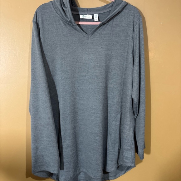 Denim&Co Gray Hooded Sweatshirt - Picture 3 of 9